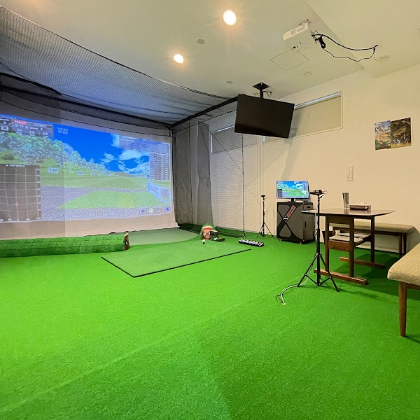 3+（サンタス）｜砺波のジム・レンタカー・多目的施設 4