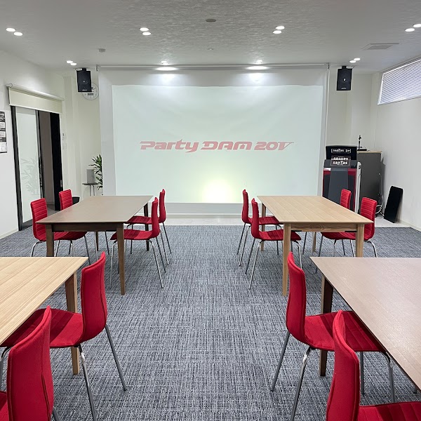 3+（サンタス）｜砺波のジム・レンタカー・多目的施設 5