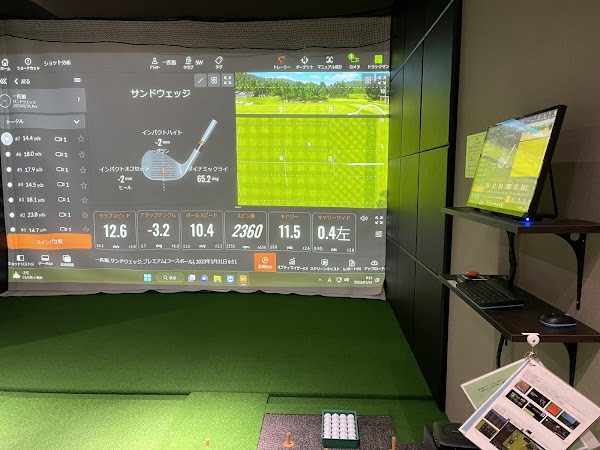 インドアゴルフパーク グラップ24 飾磨店｜姫路市の室内ゴルフ練習場＆レッスン 2