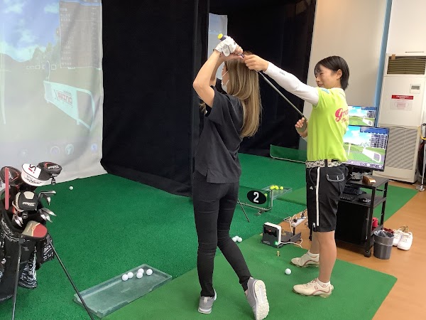 リバイブ ゴルフスタジオ・ゴルフスクール 2