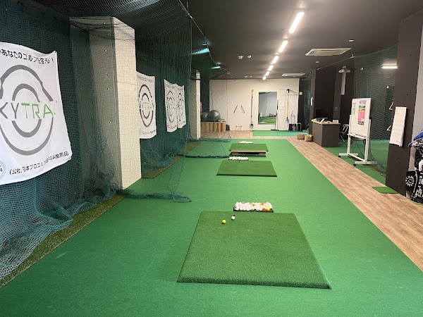 GREAT GOLF indoor golf school 3