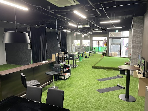 インドアゴルフ練習場＆ゴルフバー Verde(ヴェルデ) 2