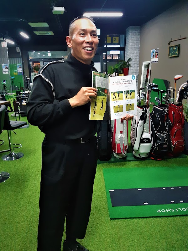 インドアゴルフ練習場＆ゴルフバー Verde(ヴェルデ) 4