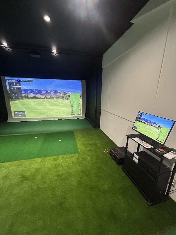 インドアゴルフ練習場 チュラゴルフ24 おもろまち店