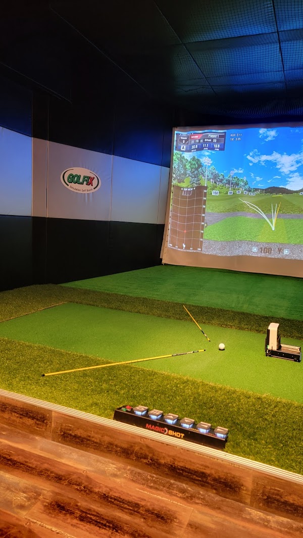GOLFIX(ゴルフィックス)FCおもろまち店 2
