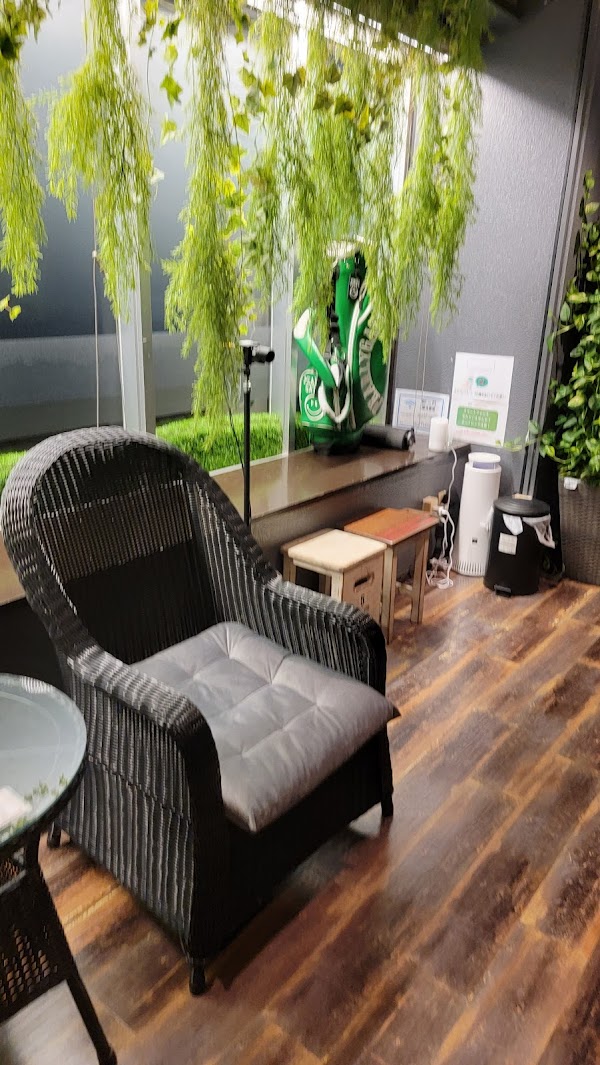 GOLFIX(ゴルフィックス)FCおもろまち店 4