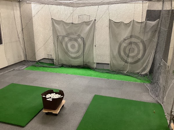 江坂駅前 ゴルフスクール 2