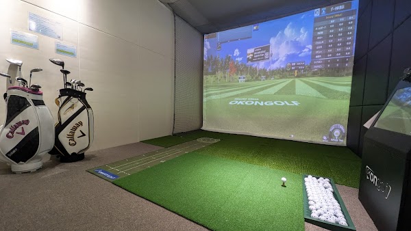 インドアゴルフ SMART GOLF いりなか駅前 4