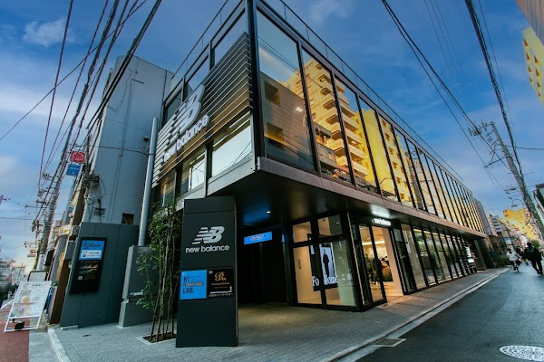 【最高級シミュレーションゴルフ】Lounge Range 吉祥寺 4