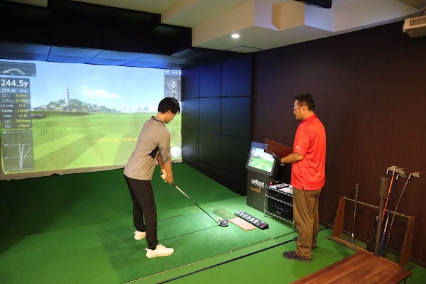 GLANDLINE 【グランドライン】室内ゴルフ練習場 2