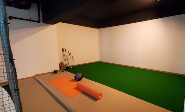 上達特化型室内ゴルフ練習場 アトアゴルフ 2