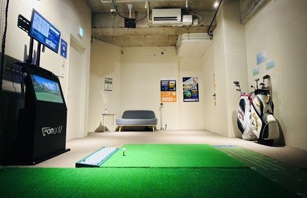 インドアゴルフ SMART GOLF 石神井公園南口パークロード 2