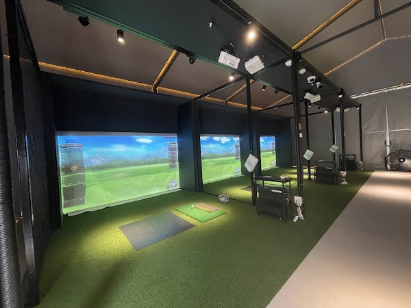 G.R.Dインドアゴルフスタジオ