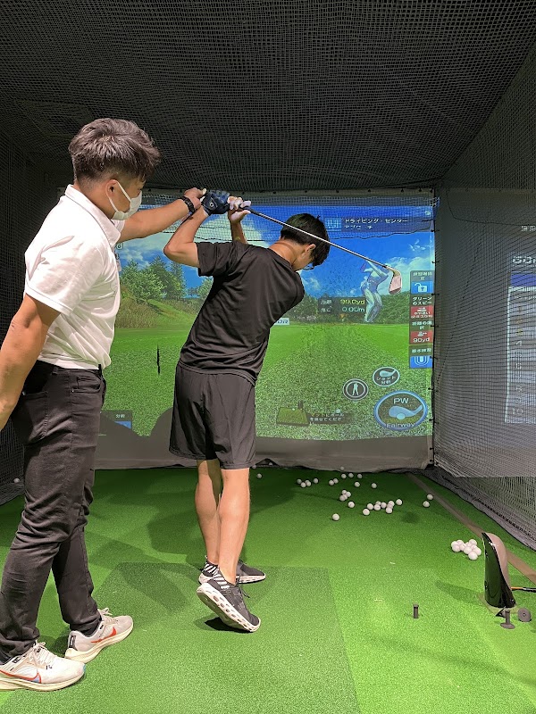 【 ゴルフスクール 】 チキンゴルフ 名古屋栄店 4