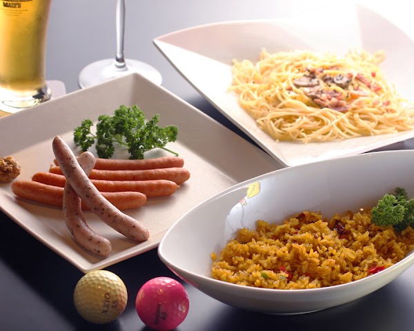 e-SPORTS&GOLF BAR Viva 2