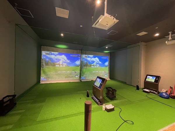 【 ゴルフスクール 】 チキンゴルフ イオンモール 名古屋茶屋店