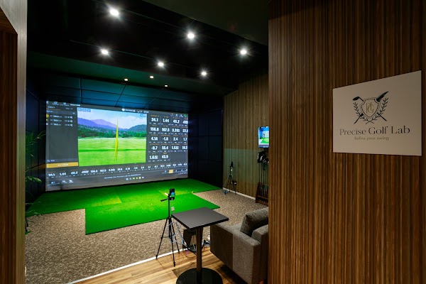Precise golf lab 新宿御苑前 2