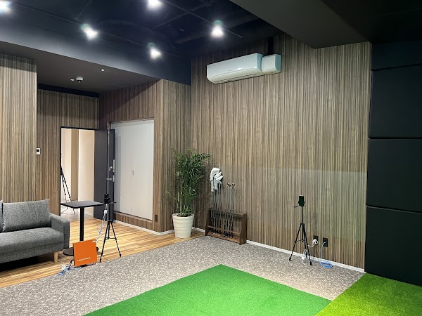Precise golf lab 新宿御苑前 5
