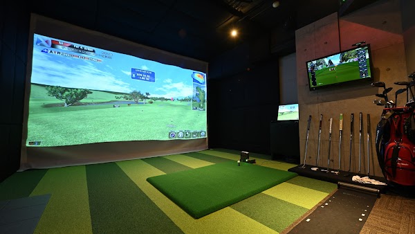 zaza GOLF STUDIO