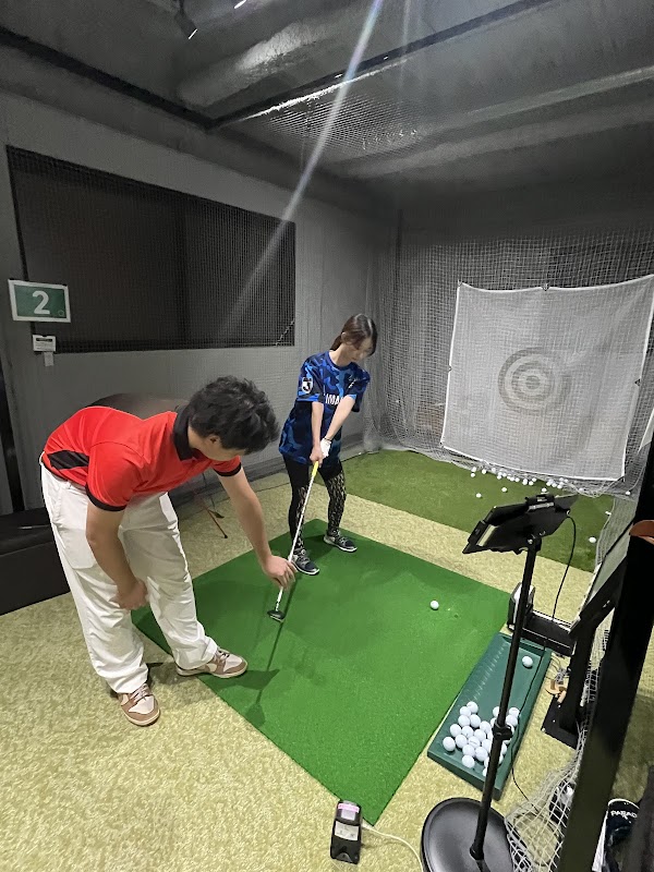 ステップゴルフプラス香椎駅前店