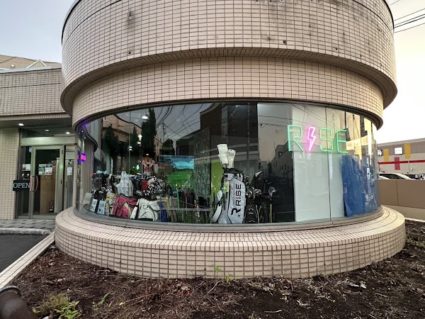 GOLF STUDIO RISE 5