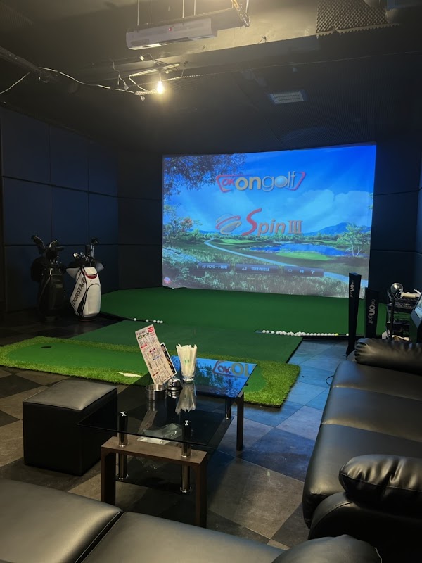 アミューズメント＆GOLF BAR Greenie（グリーニー） 2