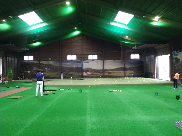 ゴルフアカデミーイーグル１８ 3