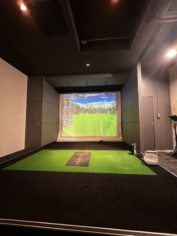 PREMIUM GOLF STUDIO