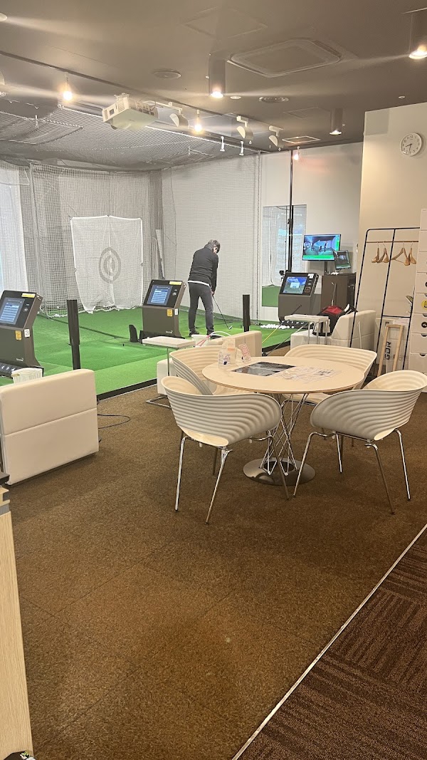 PREMIUM GOLF STUDIO 2