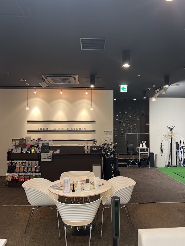 PREMIUM GOLF STUDIO 3