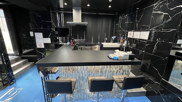 Loun9ine(ラウンジナイン) 神宮前店