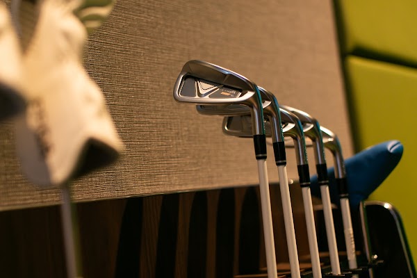 Lounge Range 戸越｜会員制インドアゴルフ場・シミュレーションゴルフ場 4