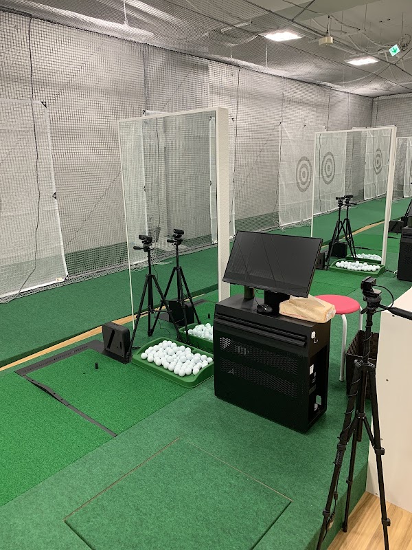 インドアゴルフレンジ＆スクール サンクチュアリ錦糸町店 3
