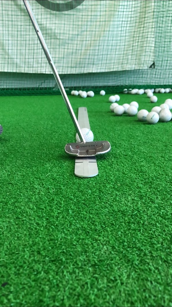 ウェルネススクエア 新栄インドアゴルフスクール