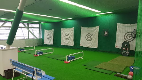 ウェルネススクエア 新栄インドアゴルフスクール 2