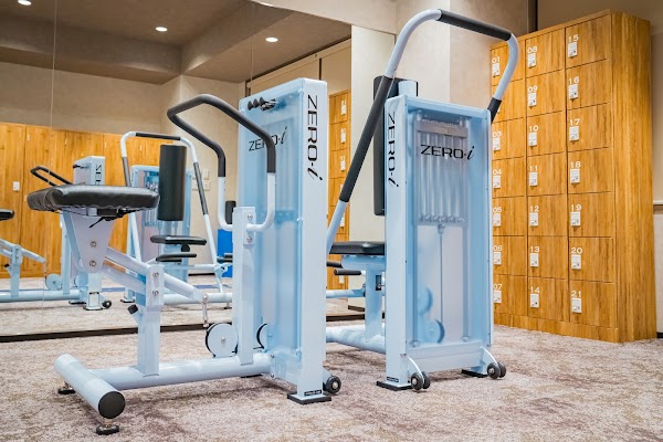 Lounge Range 京都河原町｜会員制インドアゴルフ場・シミュレーションゴルフ場 2