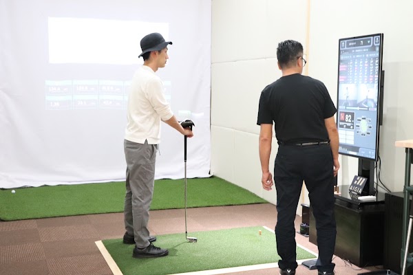 長野県室内ゴルフスタジオHideout（ハイドアウト） 2