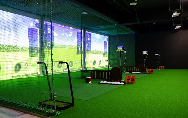 さわらびＦ＆Ｃクラブ シミュレーションゴルフ