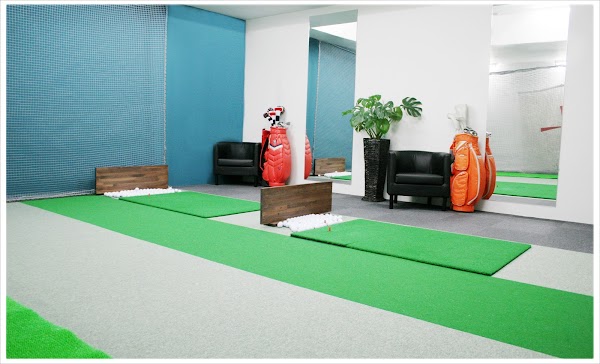 梅田ゴルフ倶楽部 3