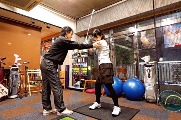 福岡ゴルフアカデミー 3