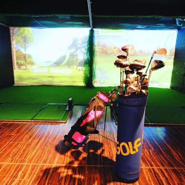 シミュレーションゴルフバー Glowup(グローアップ) 2
