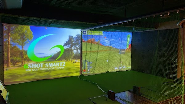 シミュレーションゴルフバー Glowup(グローアップ) 3