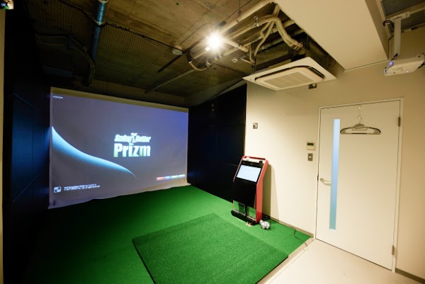 ゼロカラゴルフアカデミー（旧：ゼロカラ外苑前ゴルフ倶楽部） 3