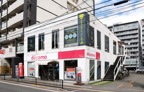 インドアゴルフ練習場 LIKE GOLF CLUB 3