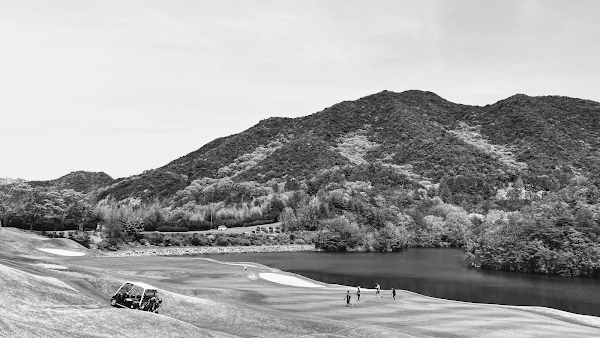 インドアゴルフ練習場 LIKE GOLF CLUB 5