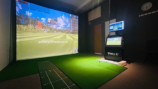 インドアゴルフ SMART GOLF 新宿富久町靖国通り店