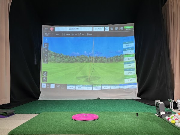 a Golf Studio 2