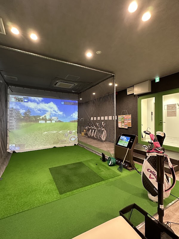 【 ゴルフスクール 】 チキンゴルフ 心斎橋店