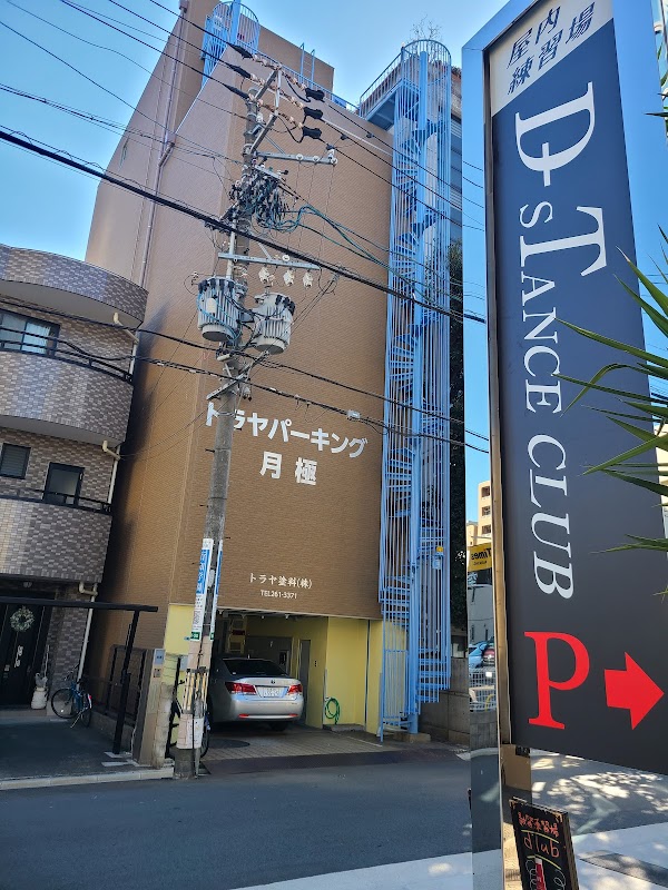 名古屋室内ゴルフ練習場D-STANCECLUB 3