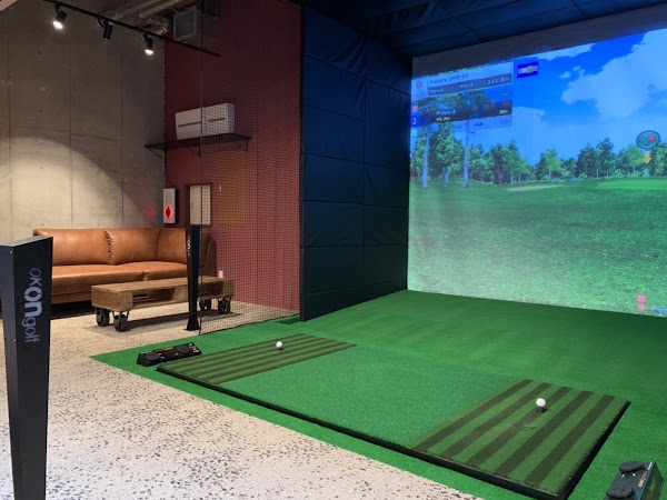 delight（ディライト）シミュレーションゴルフ神保町店 インドアゴルフ